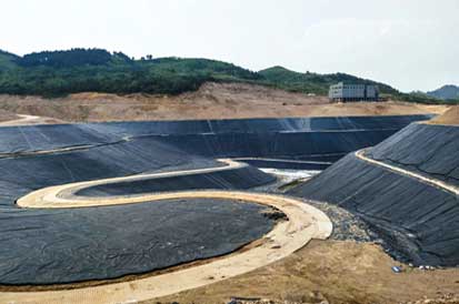 尾礦庫破損滲漏檢測現(xiàn)場